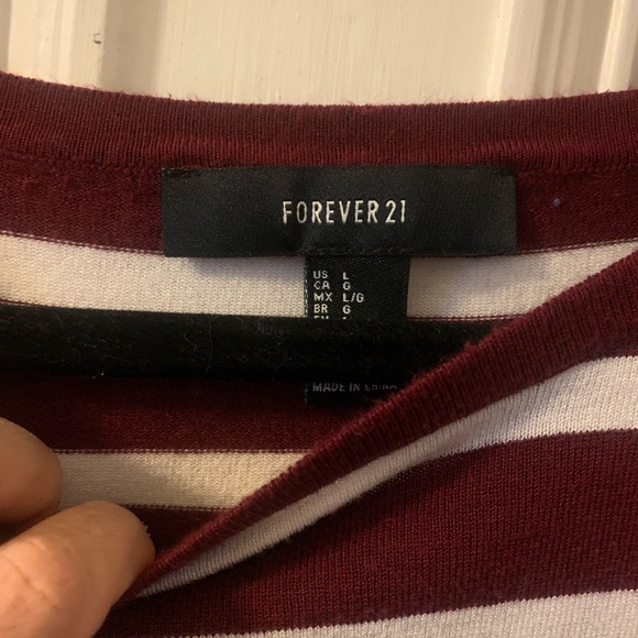 Striped lovely sweater - Picture 2 of 3